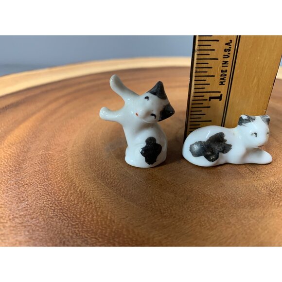 Vintage Miniature Cat Figurines Made In Japan Black & White Ceramic Set of 2 - Picture 7 of 10